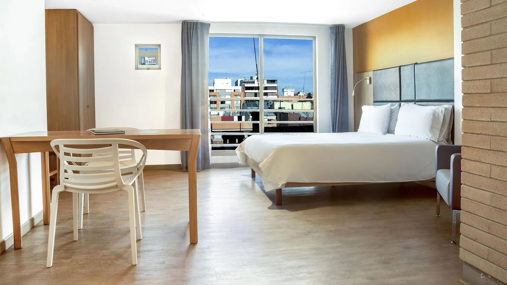 Hotel Viaggio Teleport City Suites Bogota 3*,