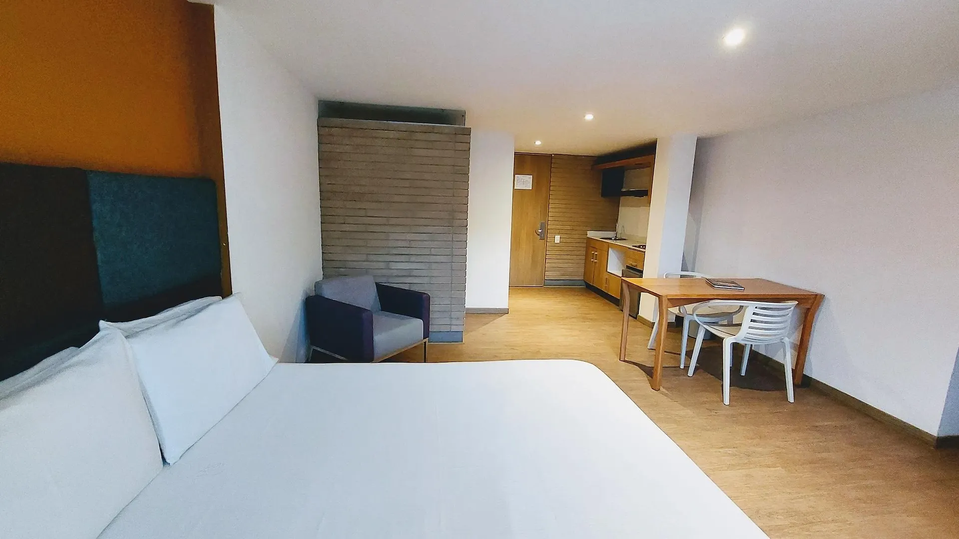 Hotel Viaggio Teleport City Suites Bogota